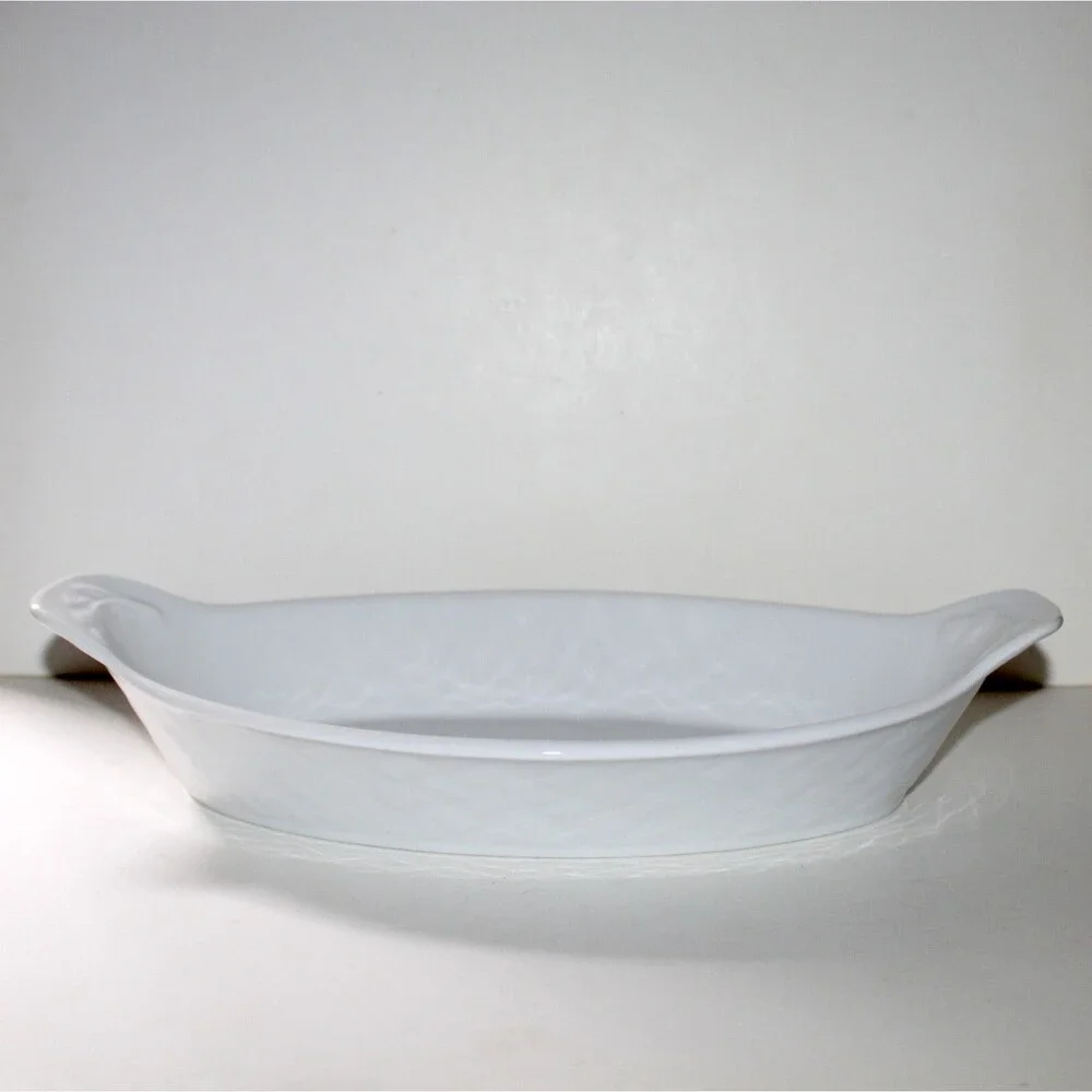 Royal Worcester Baker Gourmet Oven basketweave white England casserole 13.5